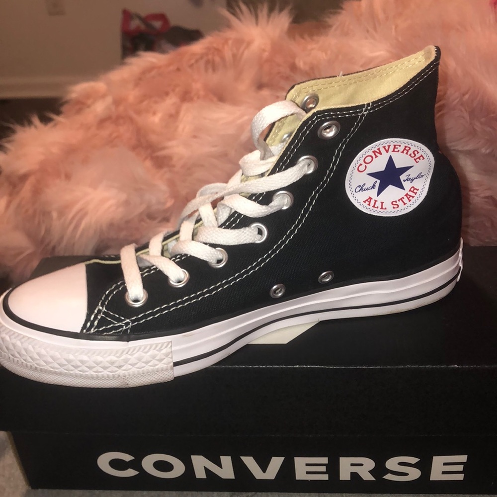 Converse  brand new black